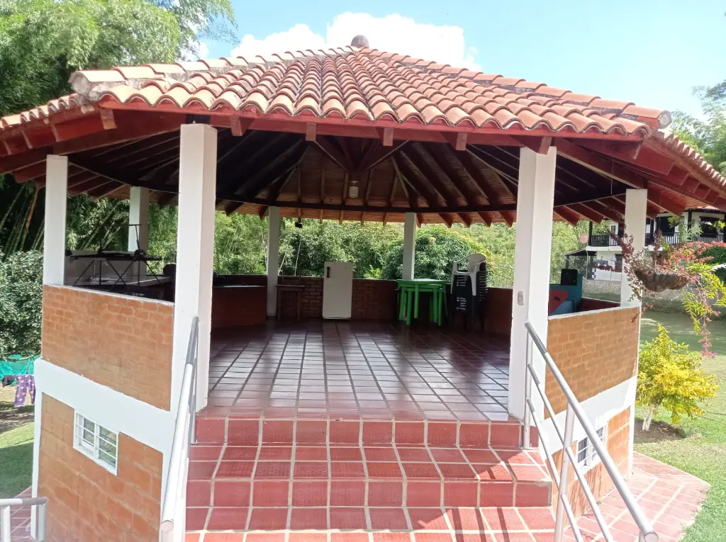 WhatsApp Image 2025-04-01 at 9.16.45 AM (1).webp