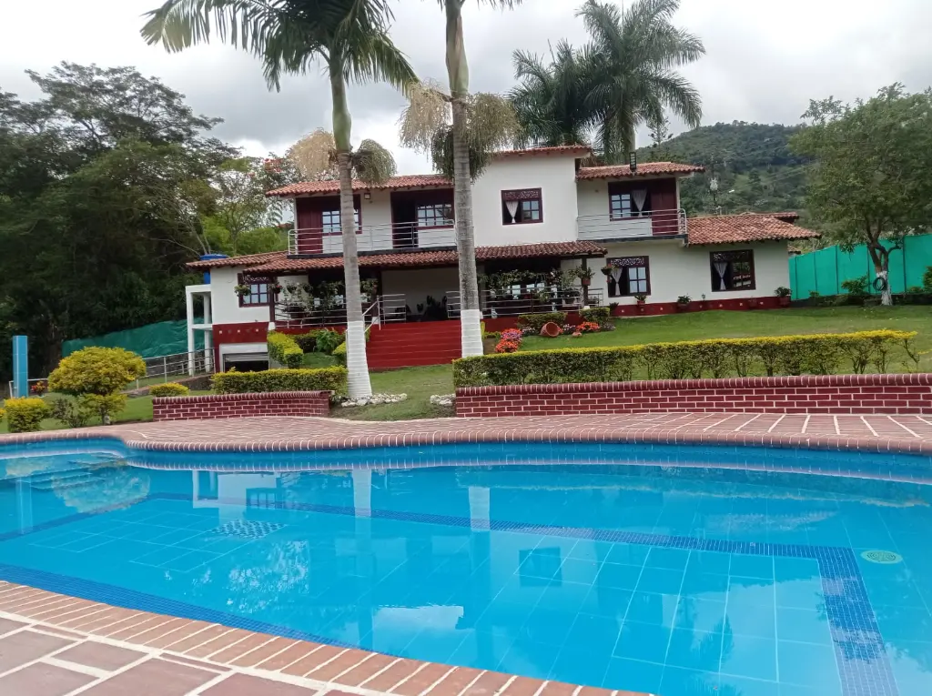 WhatsApp Image 2025-04-01 at 9.16.49 AM (4).webp