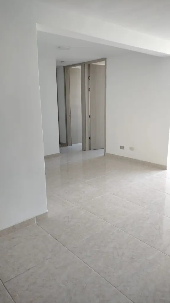 5 Pamplona 3-405 estudio.webp