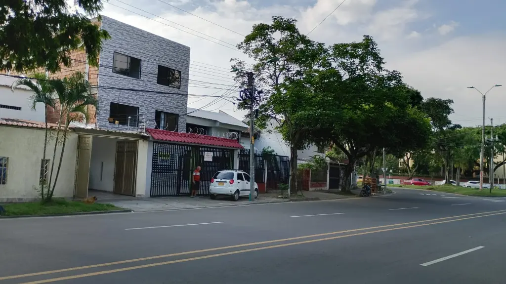 La Merced fachada lateral.webp