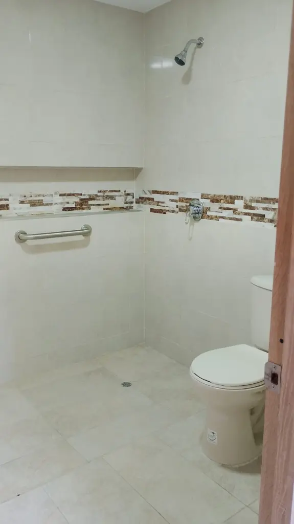 3 La Merced 201 baño.webp