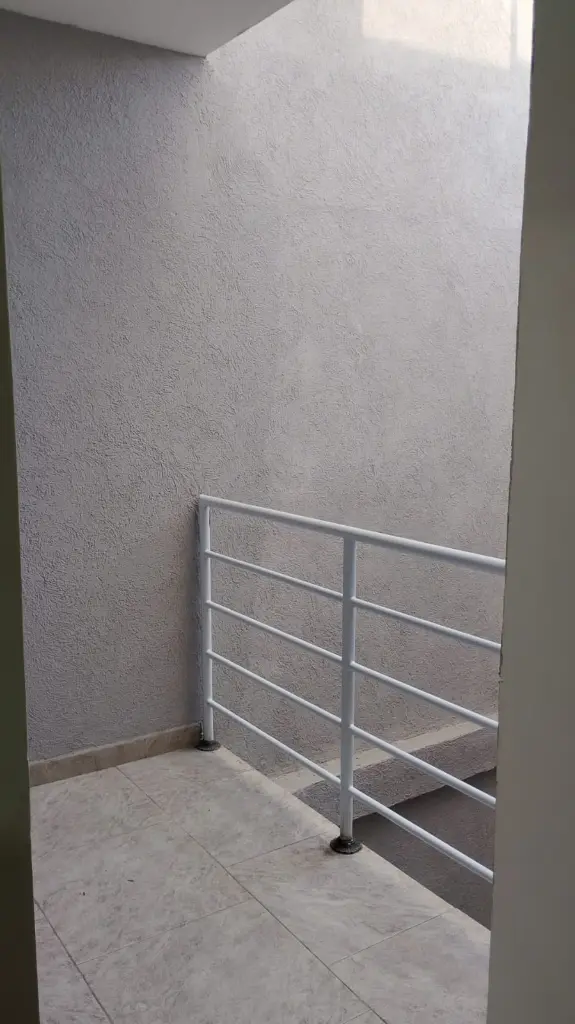 4 La Merced 201 balcón.webp