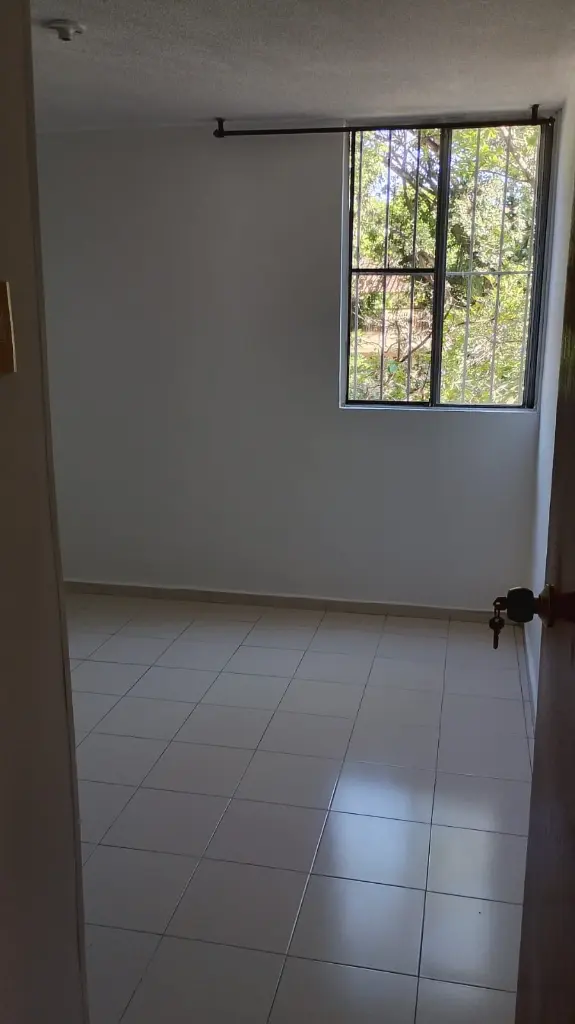 11 Guásimos B-208 alcoba 1.webp