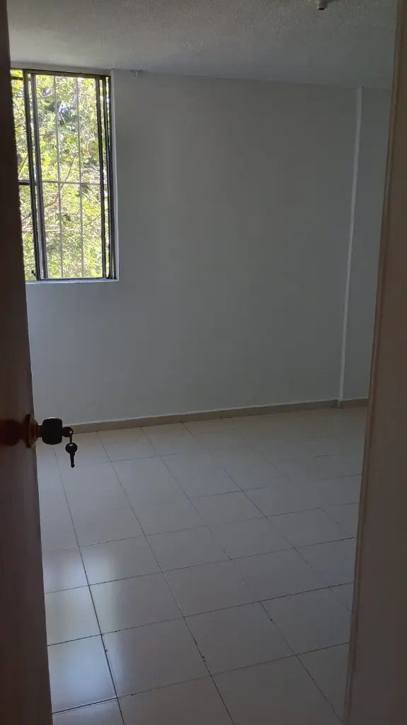 13 Guásimos B-208 alcoba 2.webp