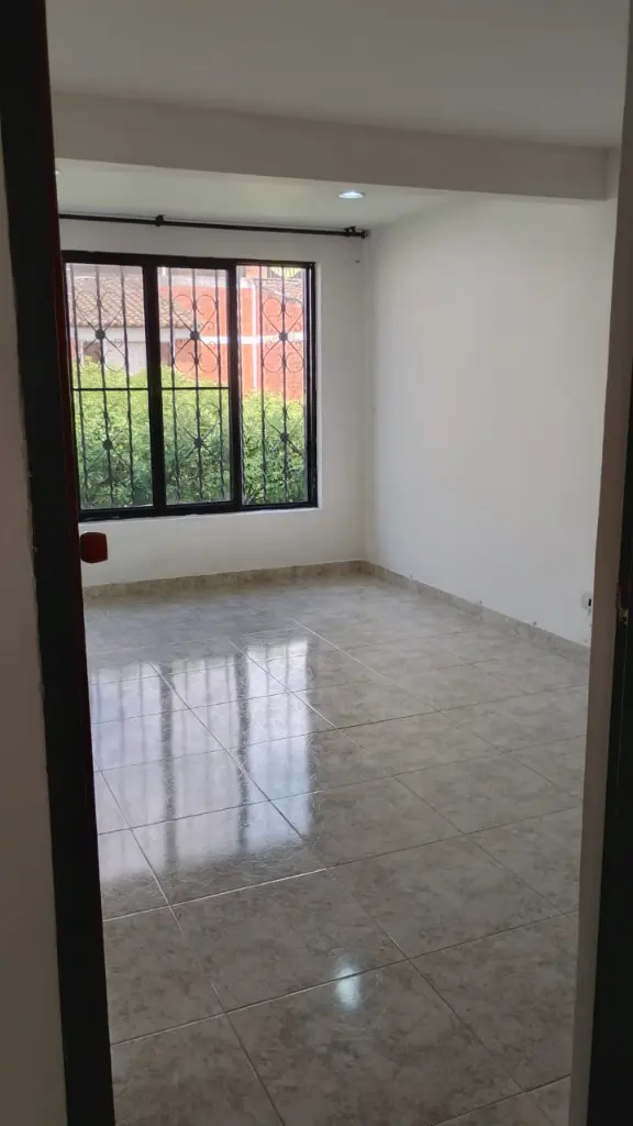 10 Ciudad 2000 alcoba 1.webp