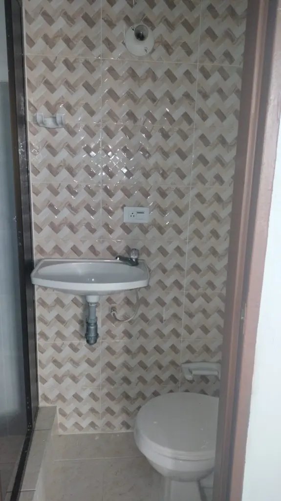 16 Vipasa 3i Baño 1.webp
