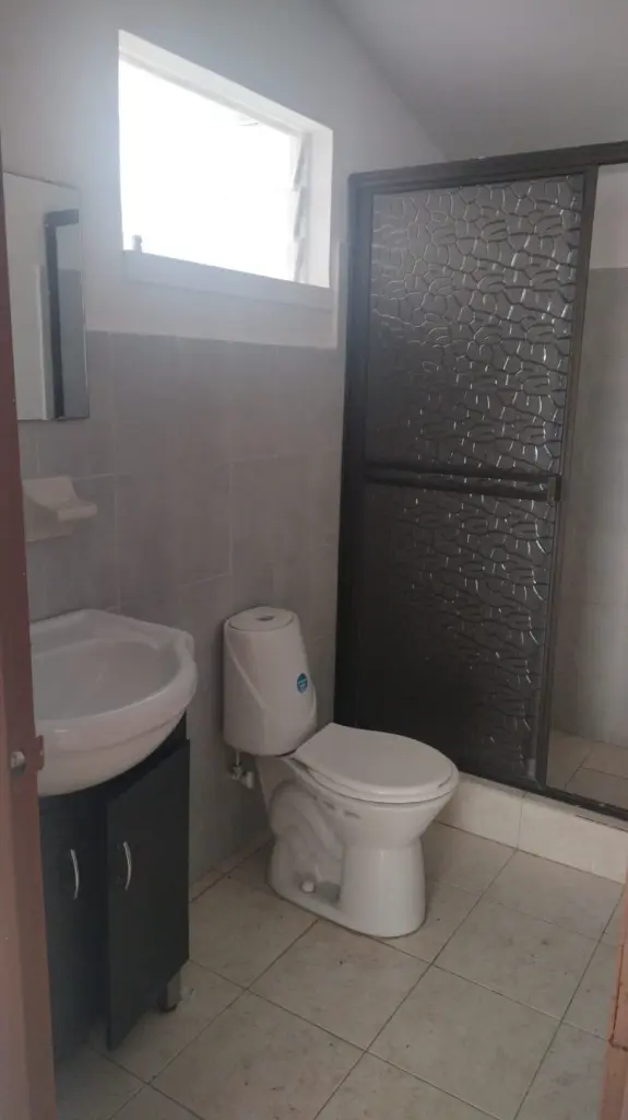 7 Vipasa 3i Baño 2.webp