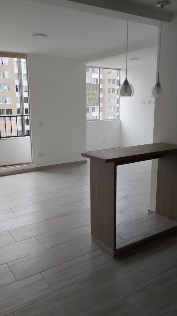 1 Oporto 2-707 Sala com.webp