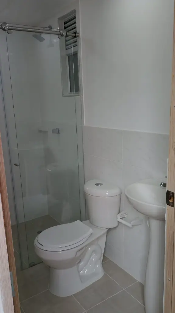 9 Oporto 2-707 baño pal.webp