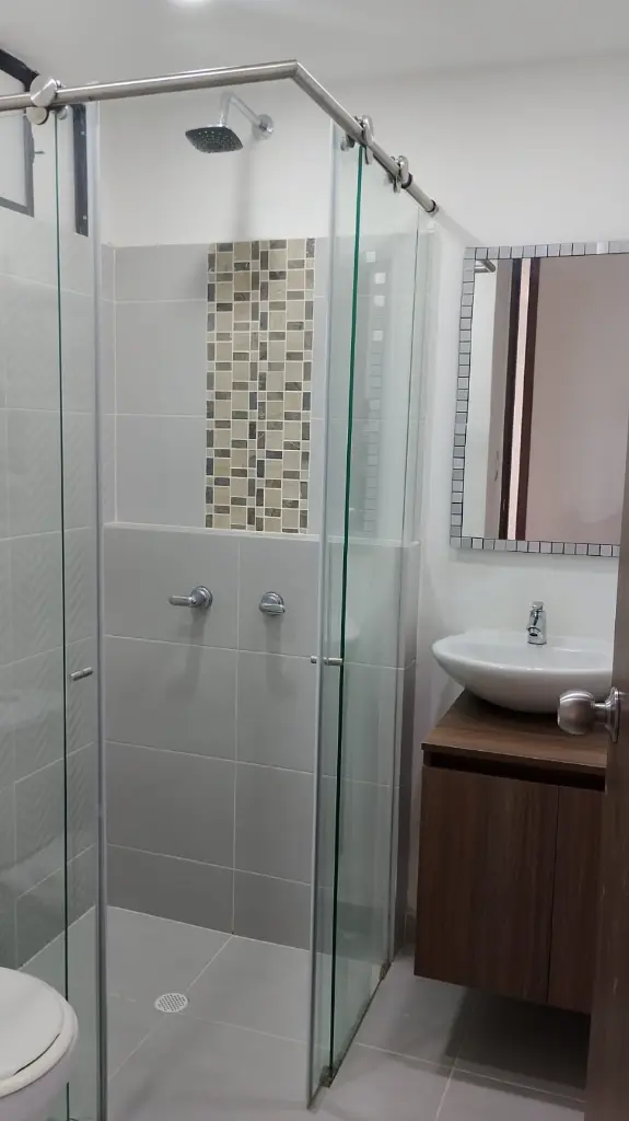 3 Roseto G-310 baño social.webp