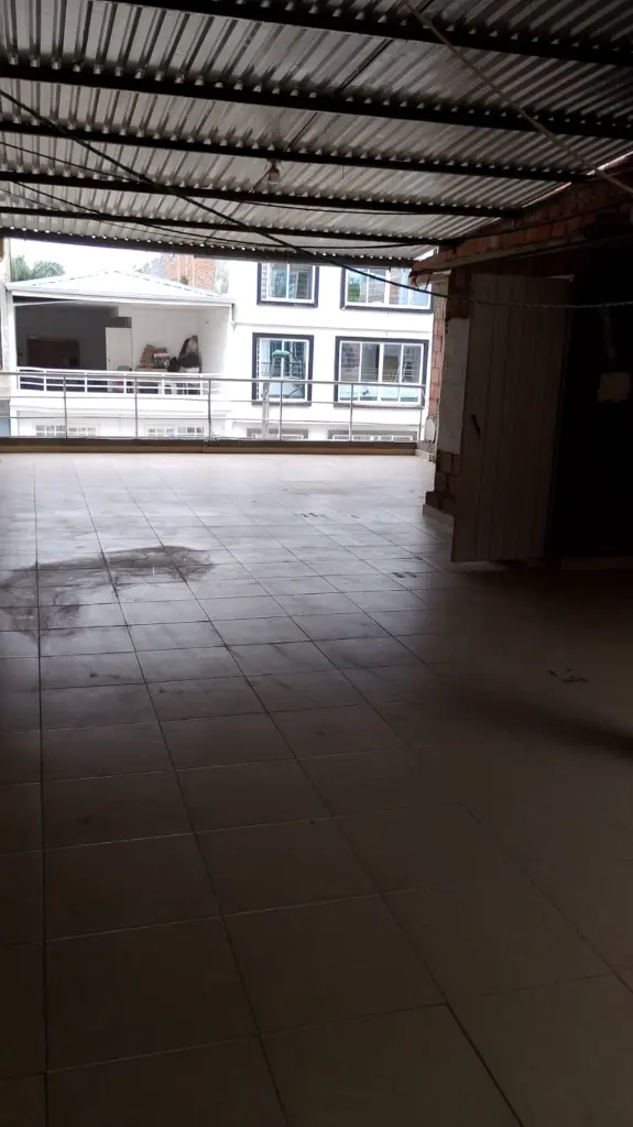 19 Ciudad 2000 casa venta tercer piso terraza.webp