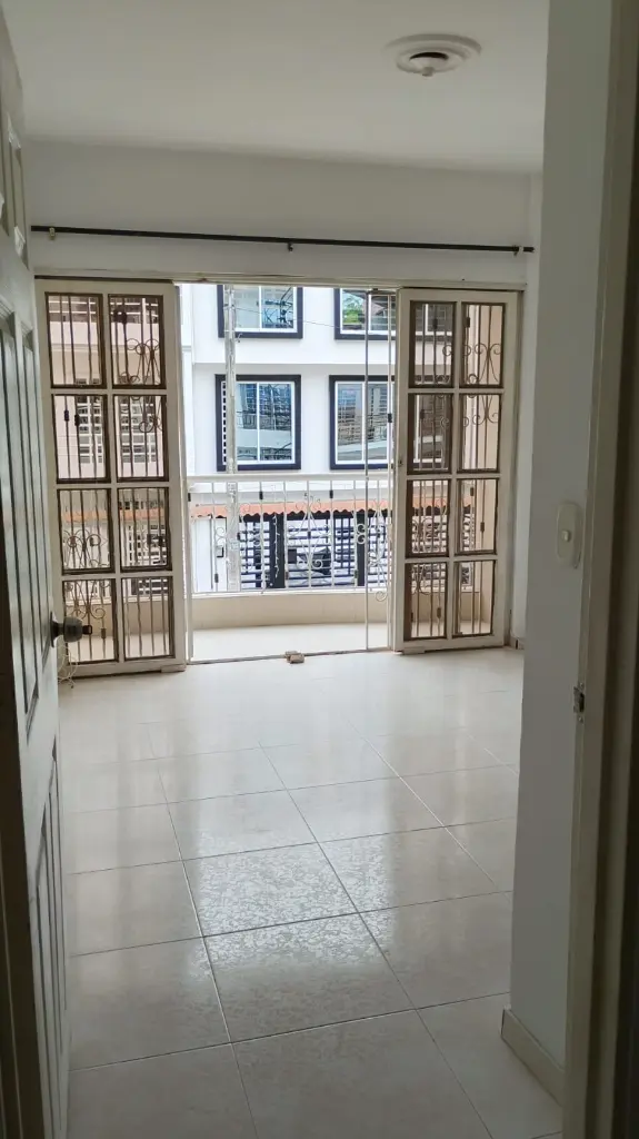 17 Ciudad 2000 casa venta segundo piso alcoba 3.webp