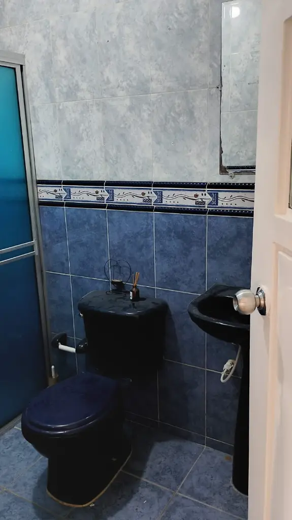 9 Ciudad 2000 casa venta baño primer piso.webp