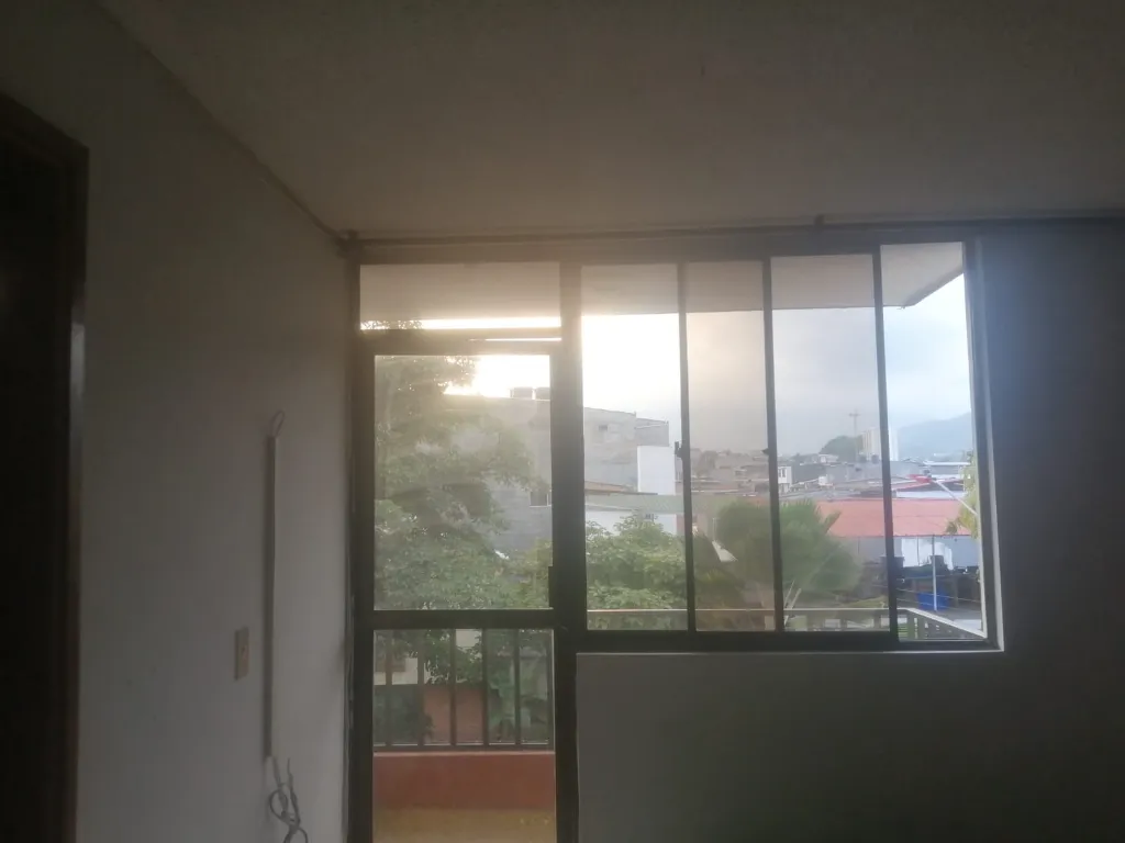Puerta balcon.webp