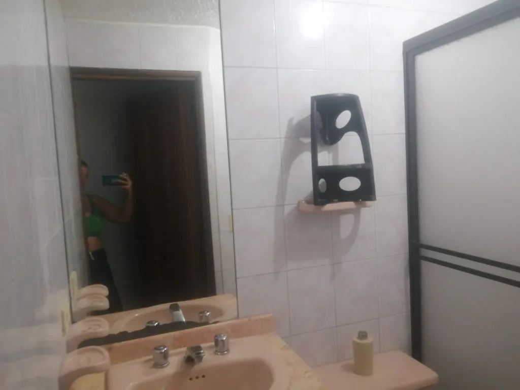 Baño 2.webp