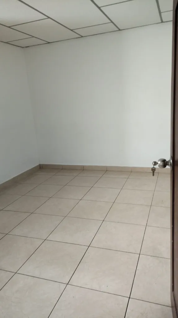 2 Alfonso López 202 alcoba 2.webp