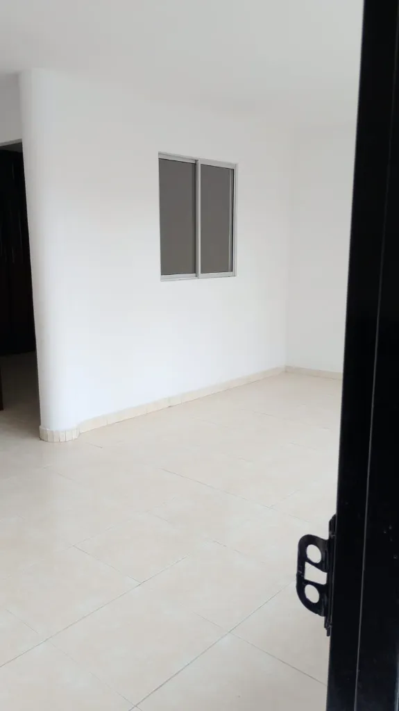 1 Lleras 202 apartaestudio sala.webp