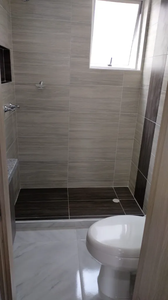 4 Turqui 1-902 Baño Pal.webp