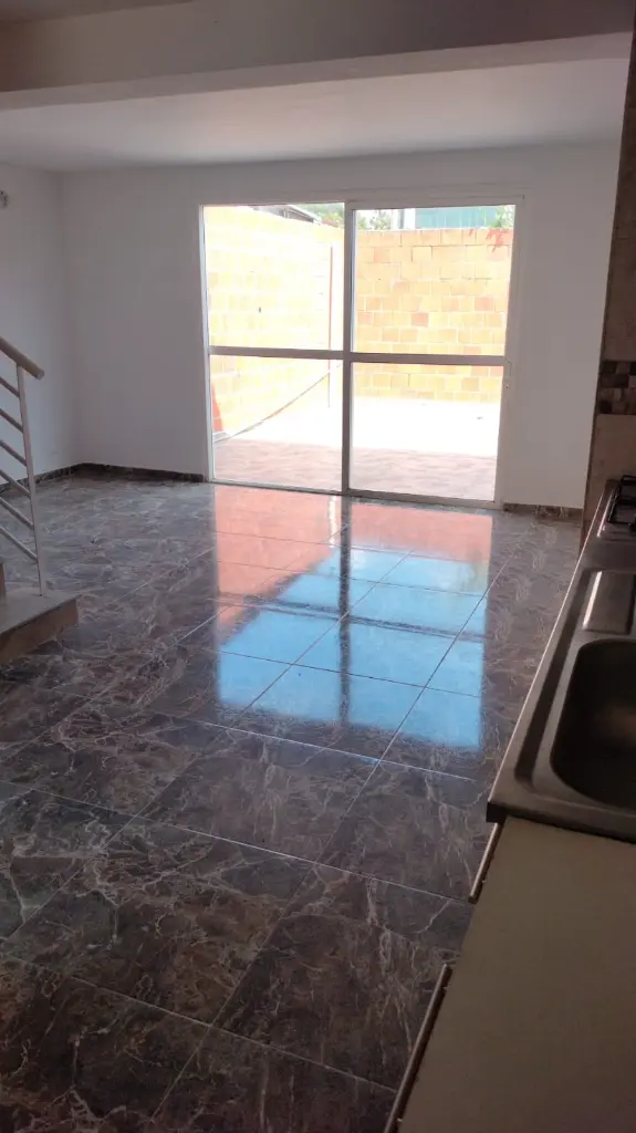 2 Allegra 208 Sala comedor.webp
